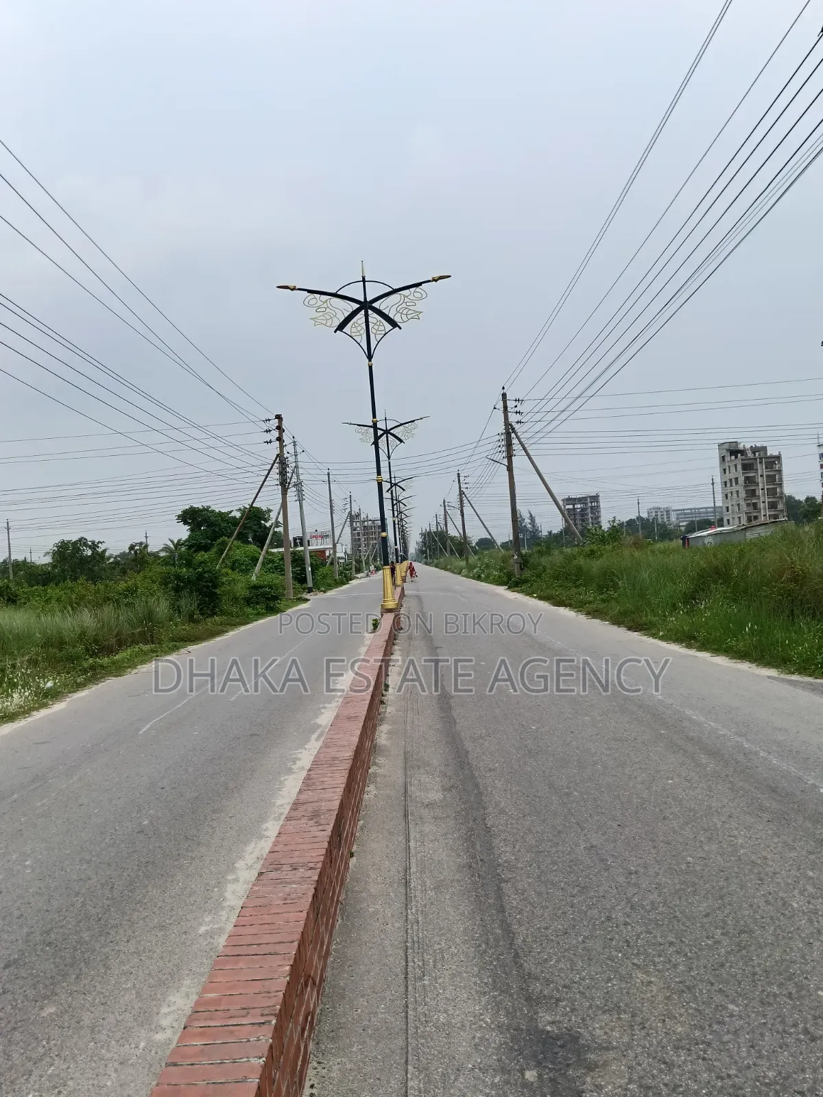 Block-n, South Facing 5 Katha Very Near Stadium