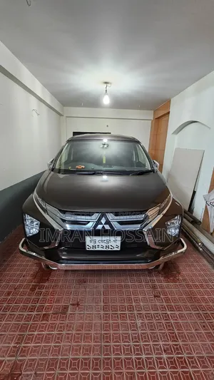 Mitsubishi Xpander 2022 Brown