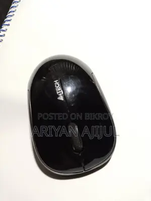 Aptech এর কিবোর্ড, Logitech এর হেডফোন এবং A4tech Er Mouse
