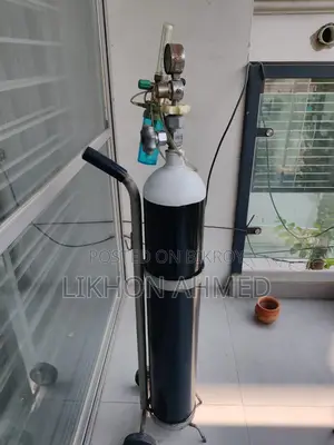 Oxygen Cylinder