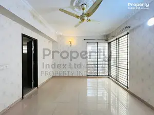 4bdrm Apartment in Apan Development, Basundhara for Sale