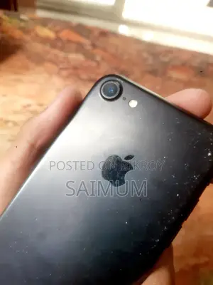 Apple iPhone 7 32 GB Black