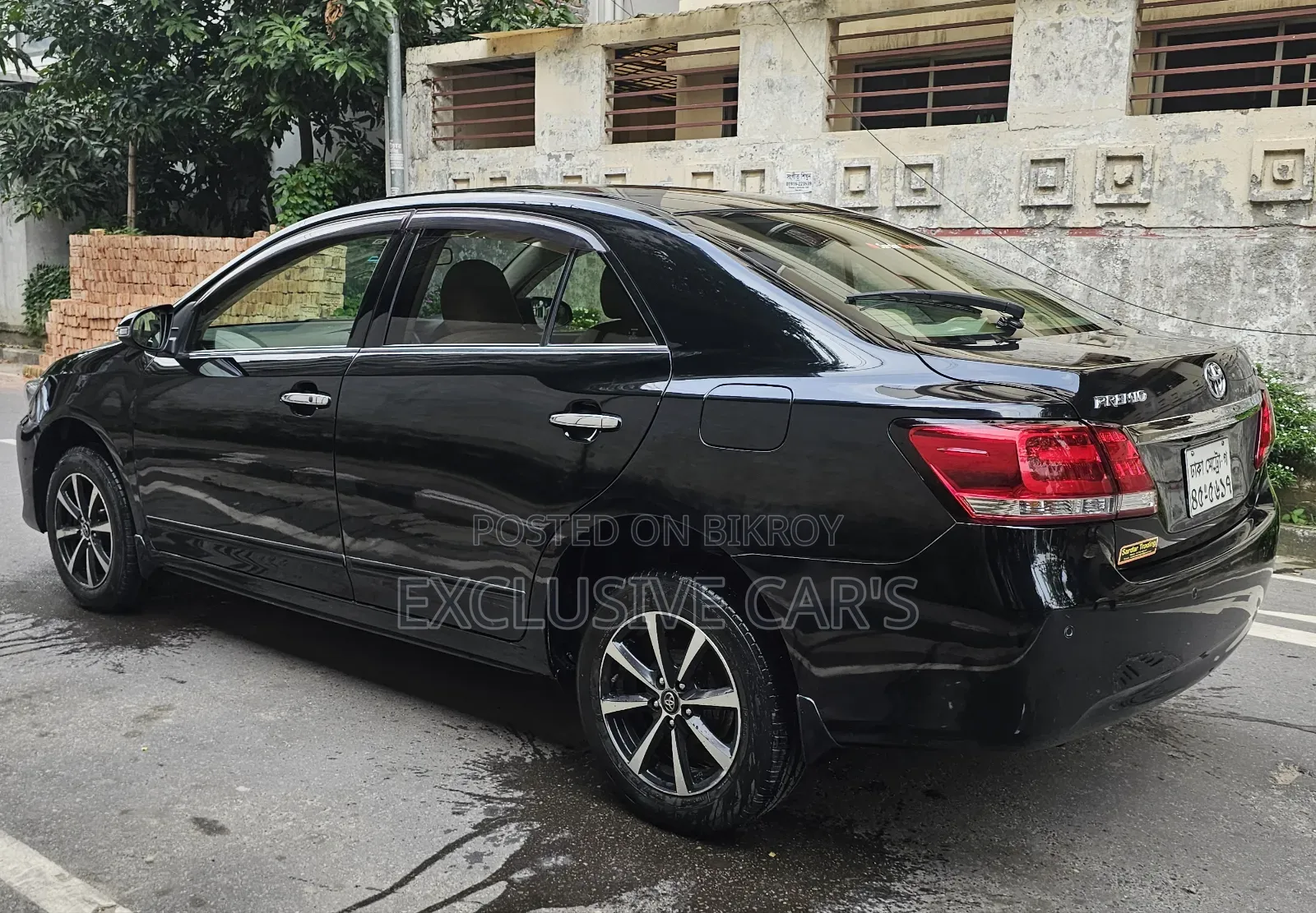 Toyota Premio 2017 Black