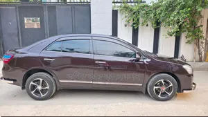 Toyota Premio 2011 Maroon