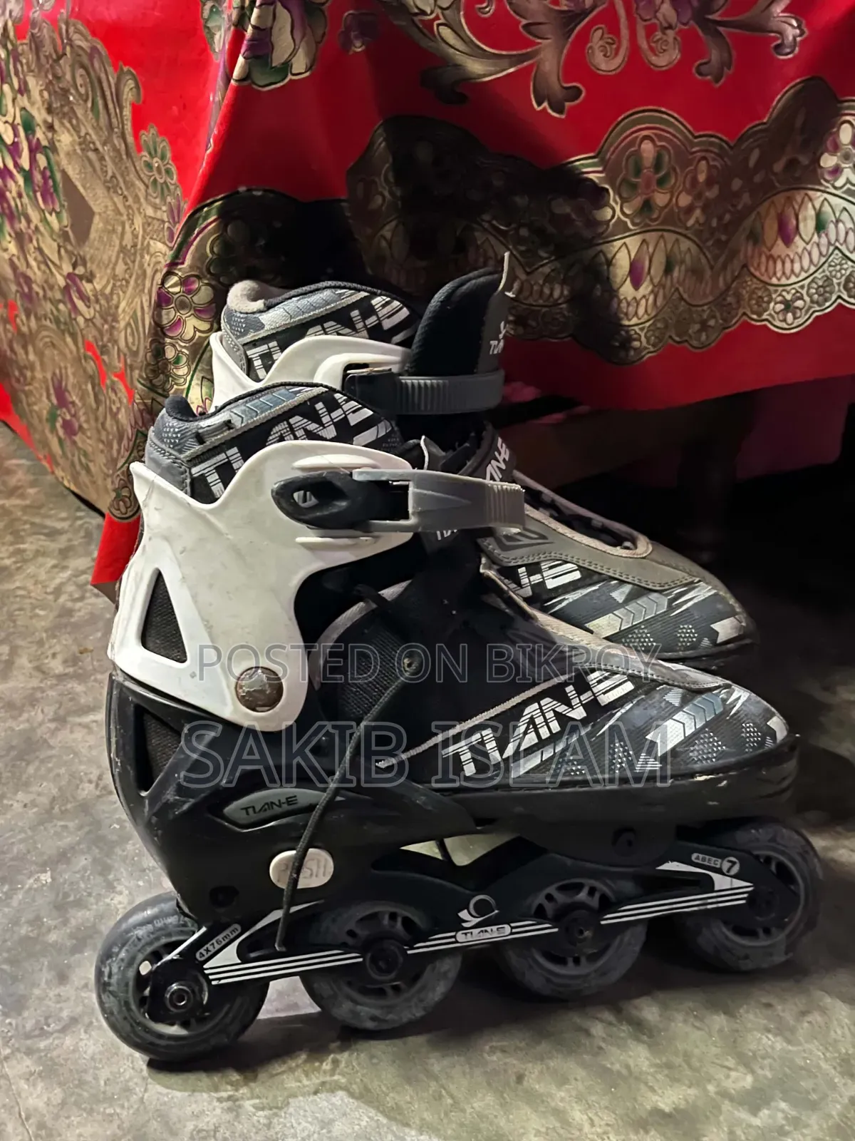 Skating Shoes