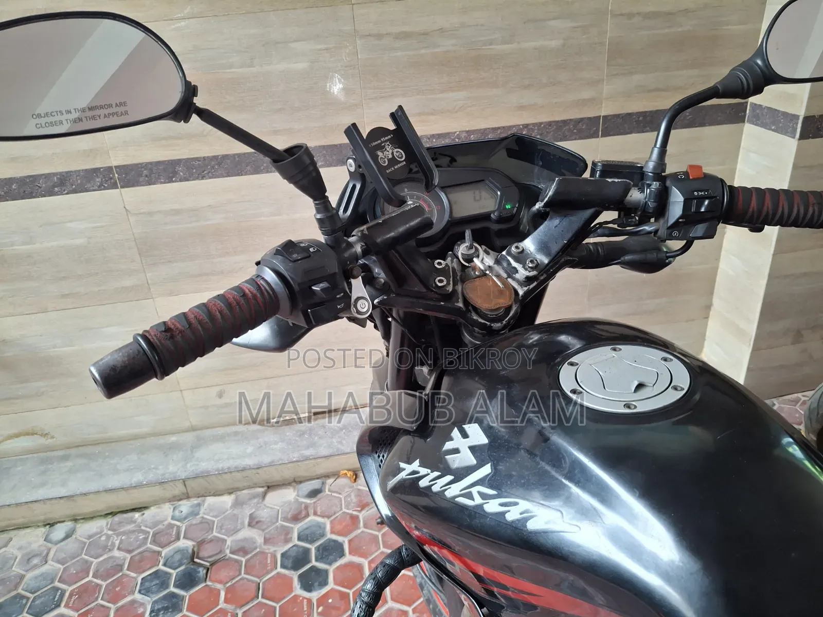Bajaj Pulsar 135 LS 2012 Black