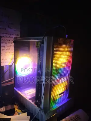Gigabyte GA-H110MSTX-HD3-ZK 8GB Intel Core I3 HDD+SSD 1T