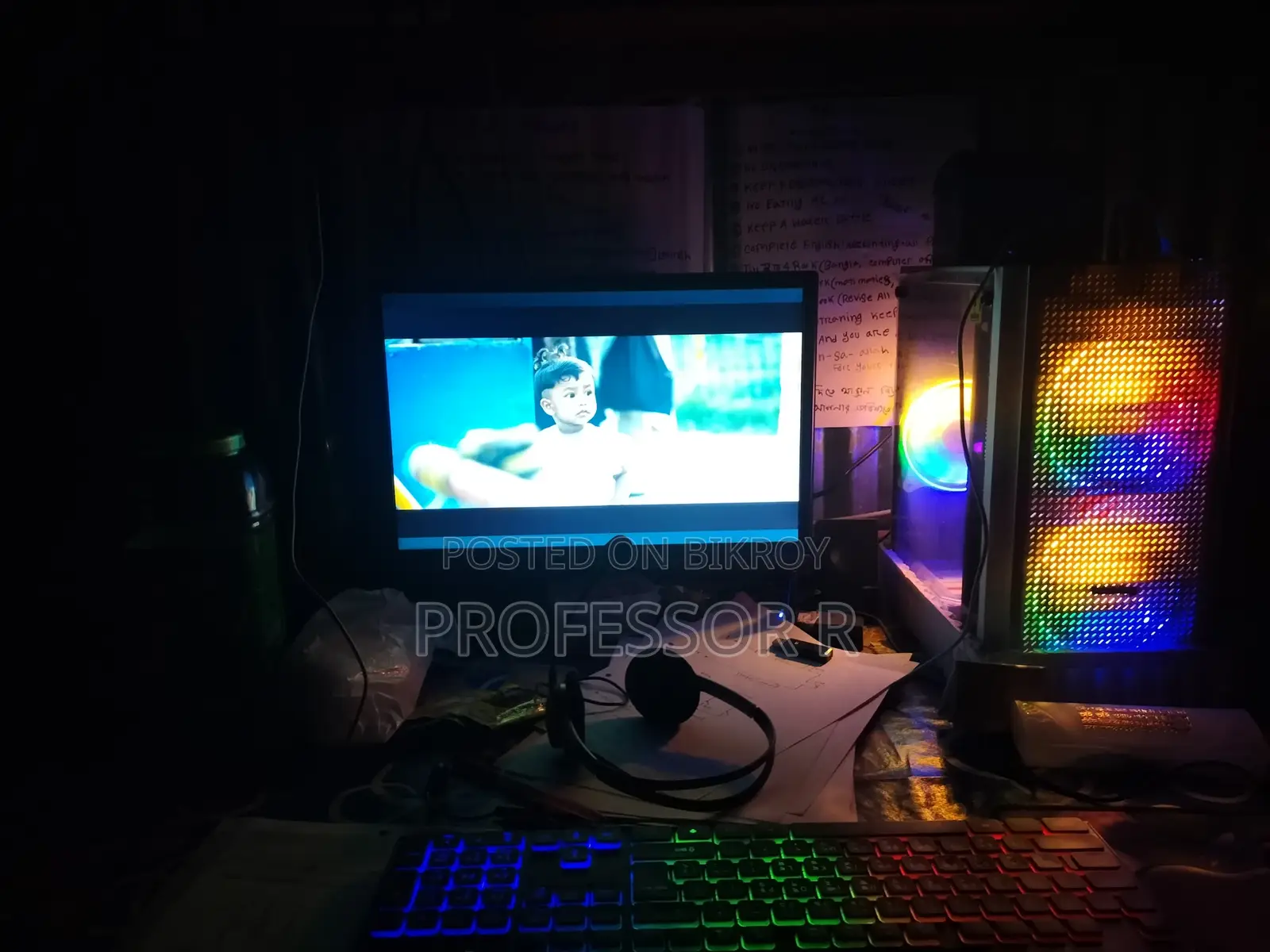 Gigabyte GA-H110MSTX-HD3-ZK 8GB Intel Core I3 HDD+SSD 1T