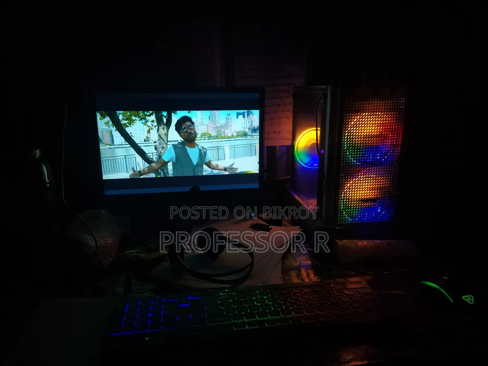 Gigabyte GA-H110MSTX-HD3-ZK 8GB Intel Core I3 HDD+SSD 1T