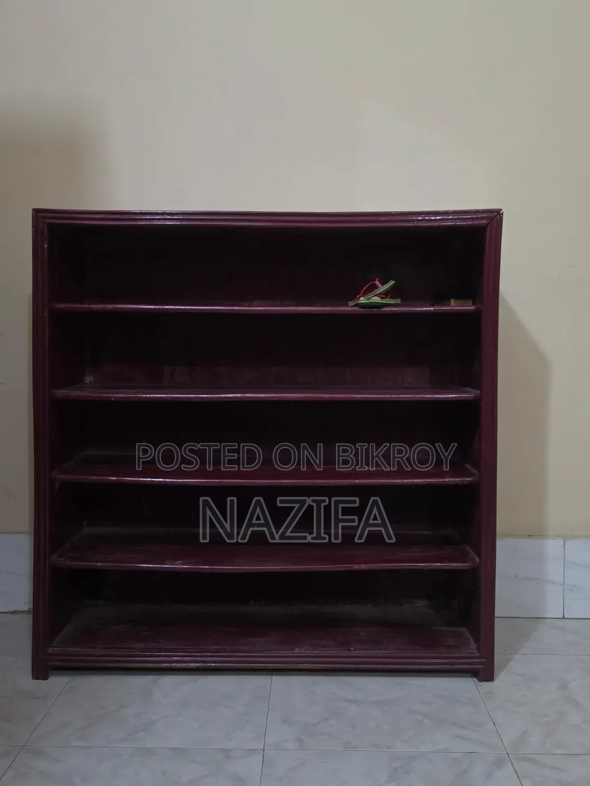 কাঠের জুতার র‍্যাক