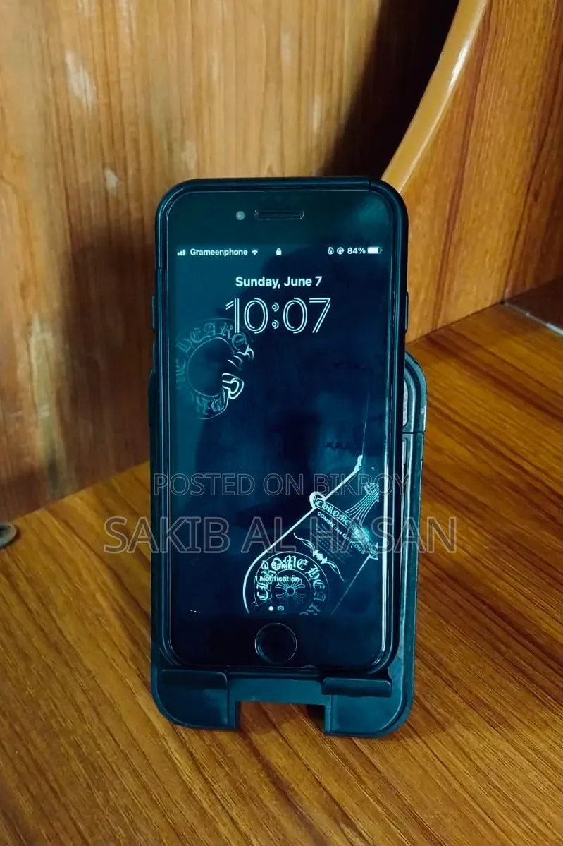 অ্যাপল আইফোন ৮ ২৫৬ জিবি ব্ল্যাক
