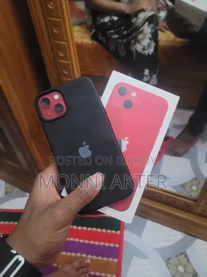 Apple iPhone 13 128 GB Red