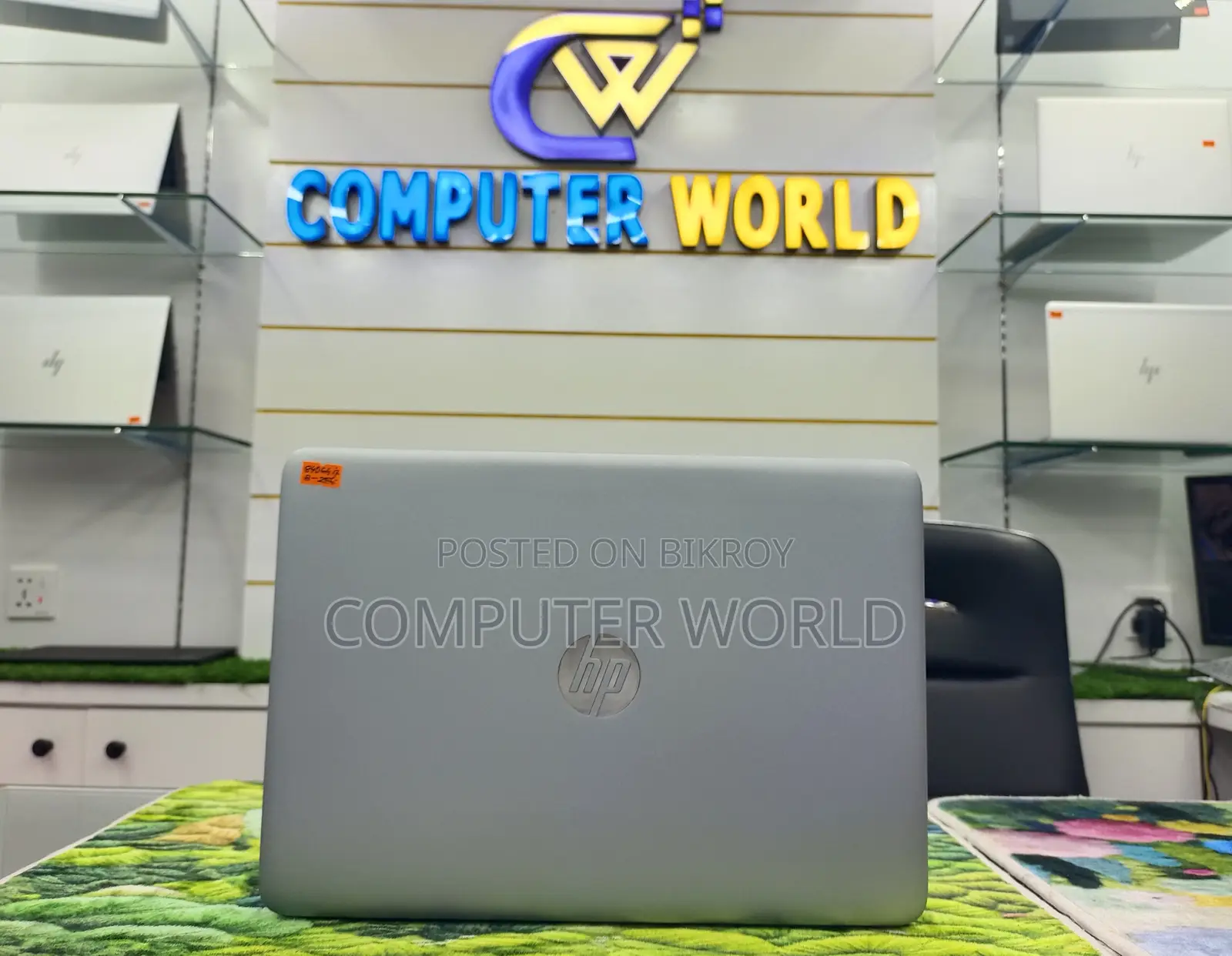 ল্যাপটপ এইচপি এলিটবুক ৮৪০ জি৩ ৮জিবি ইন্টেল কোর আই৫ এসএসডি ২৫৬জিবি