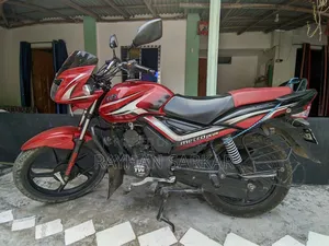 TVS Metro Plus 2021 Red