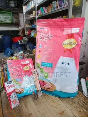 Cat Foods And Litter