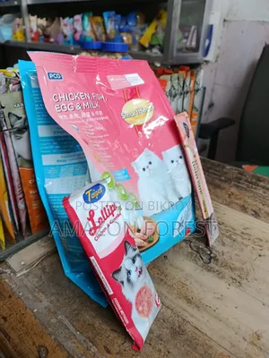 Cat Foods And Litter
