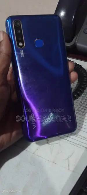 Vivo Y19 128 GB Blue