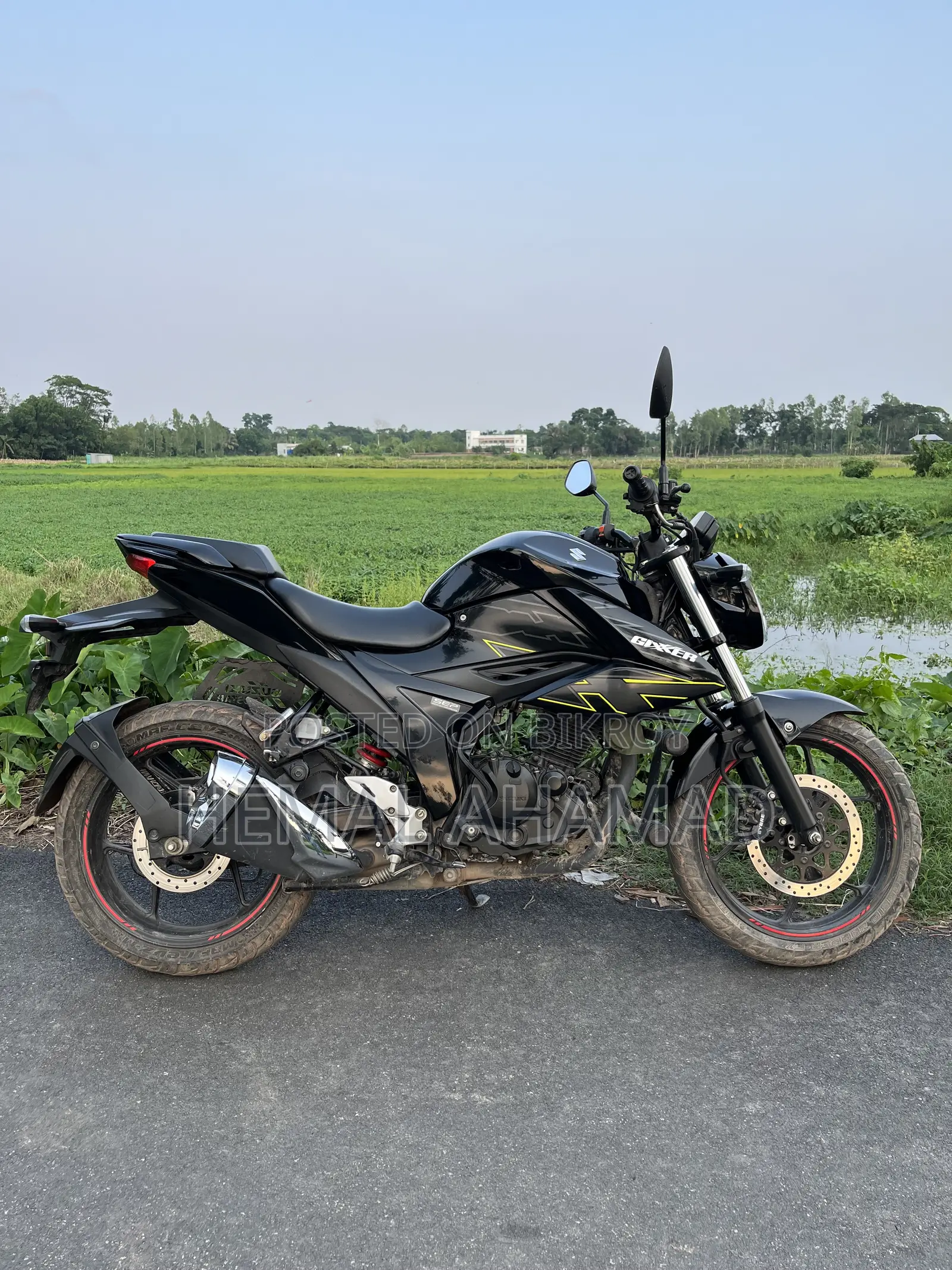 সুজুকি জিক্সার মনোটোন ২০২৩ ব্ল্যাক