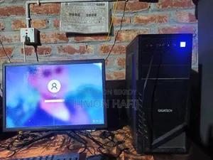 Gigabyte GB-BKi5HT2-7200 8GB Intel Core 2 Quad HDD 512GB
