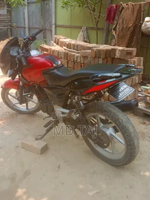 Bajaj Pulsar 150 2011 Red