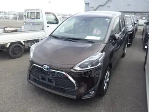 Toyota Sienta 2021 Brown