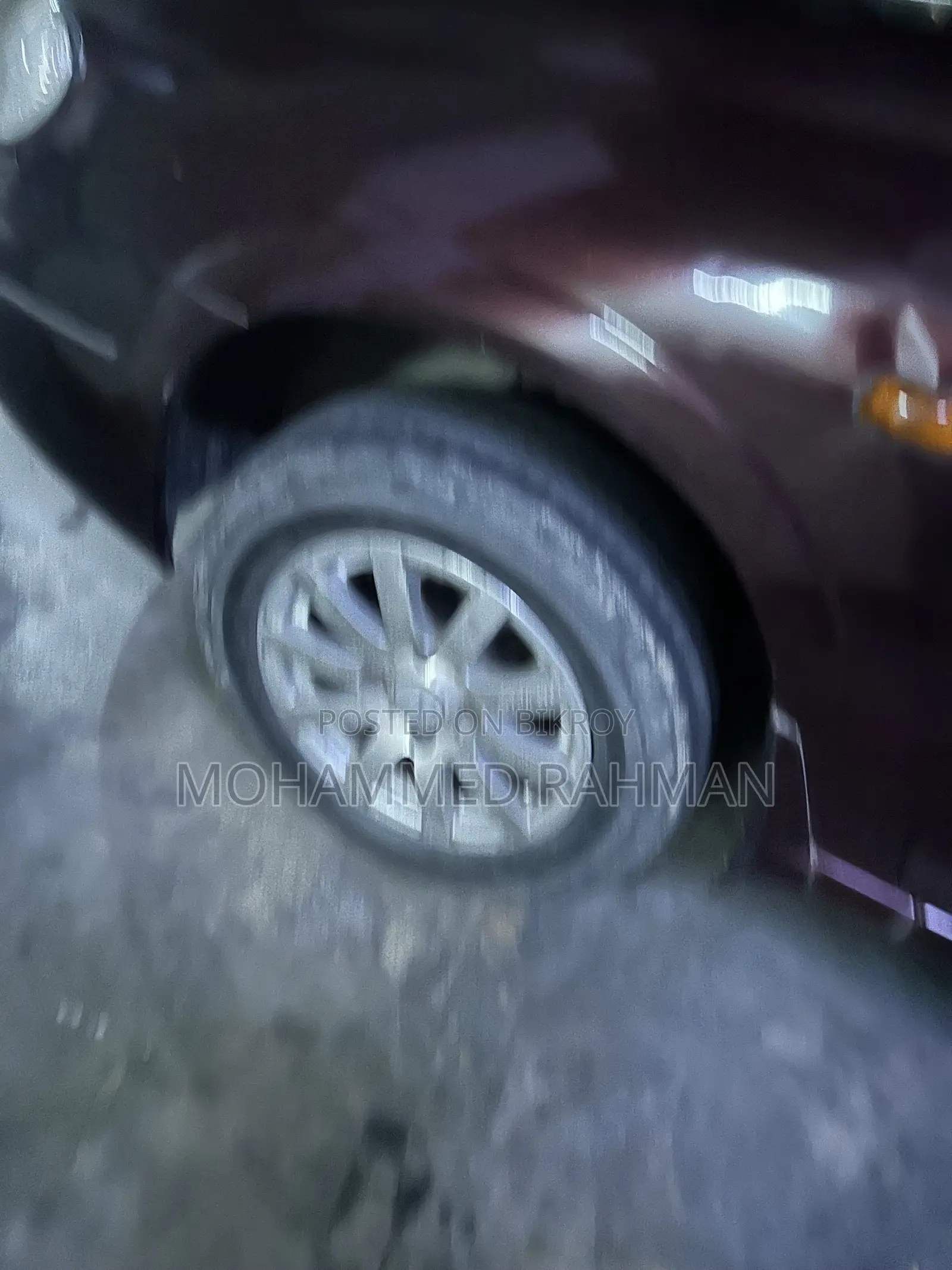 নিসান সানি ২০০৯ মেরুন