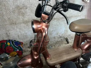 Bajaj Discover 100 2025
