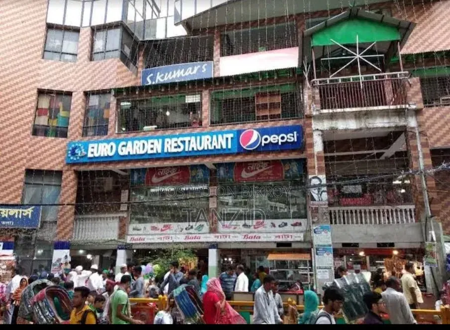 মৌচাক মার্কেট দ্বিতীয় তলায় দোকান ভাড়া