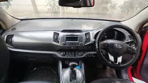 Kia Sportage EX 4-door SUV (2.4L 4-cylinder 6-speed Automatic) 2011 Maroon