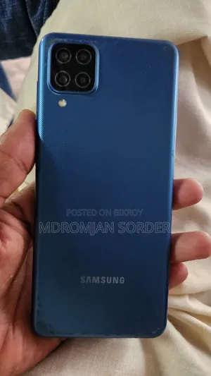 Samsung Galaxy A12 64 GB Blue
