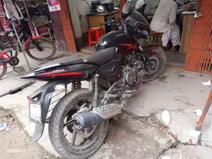 Bajaj Pulsar 150 2022 Black
