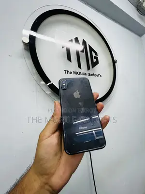 Apple iPhone X 64 GB Black