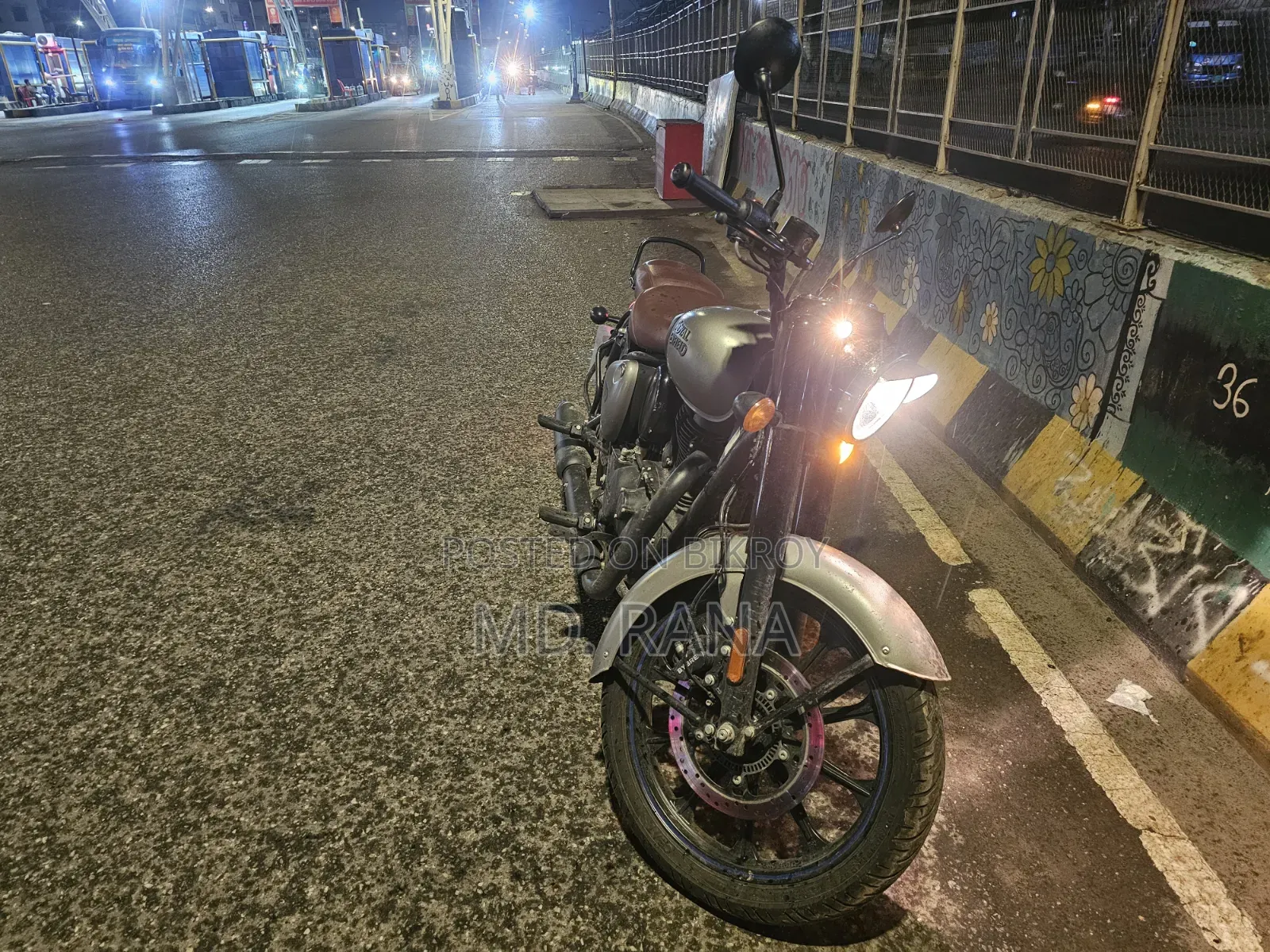 Royal Enfield Classic 350 2025 Gray
