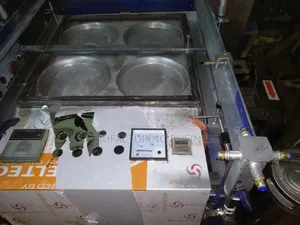 One-time foam plate making machine