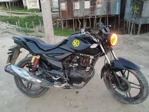হিরো এক্সপালস ২০০ ৪ভি ২০১৪ কালো