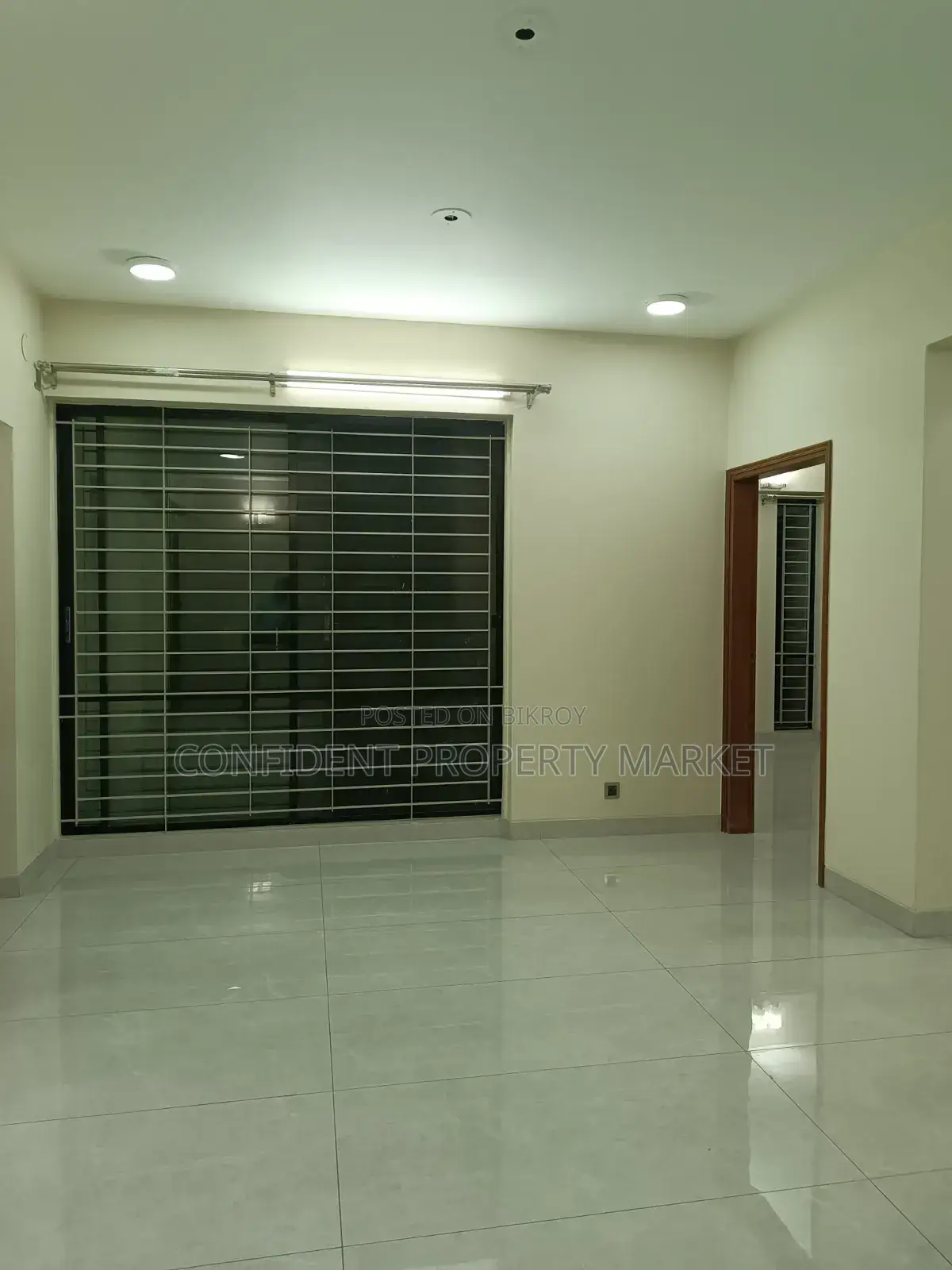 3-bedroom Apartment in Baridhara for sale