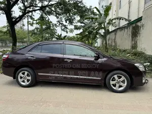 Toyota Premio 1.5 Front-Wheel Drive 2015 Burgundy