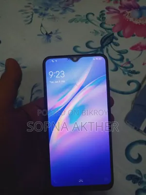 Vivo Y1s 32 GB Black