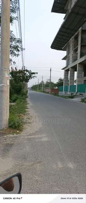 N Black >> Bashundhara 3 Katha Plot Sale