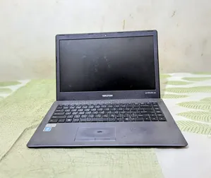 Laptop 4GB Intel Pentium HDD+SSD 1.5T