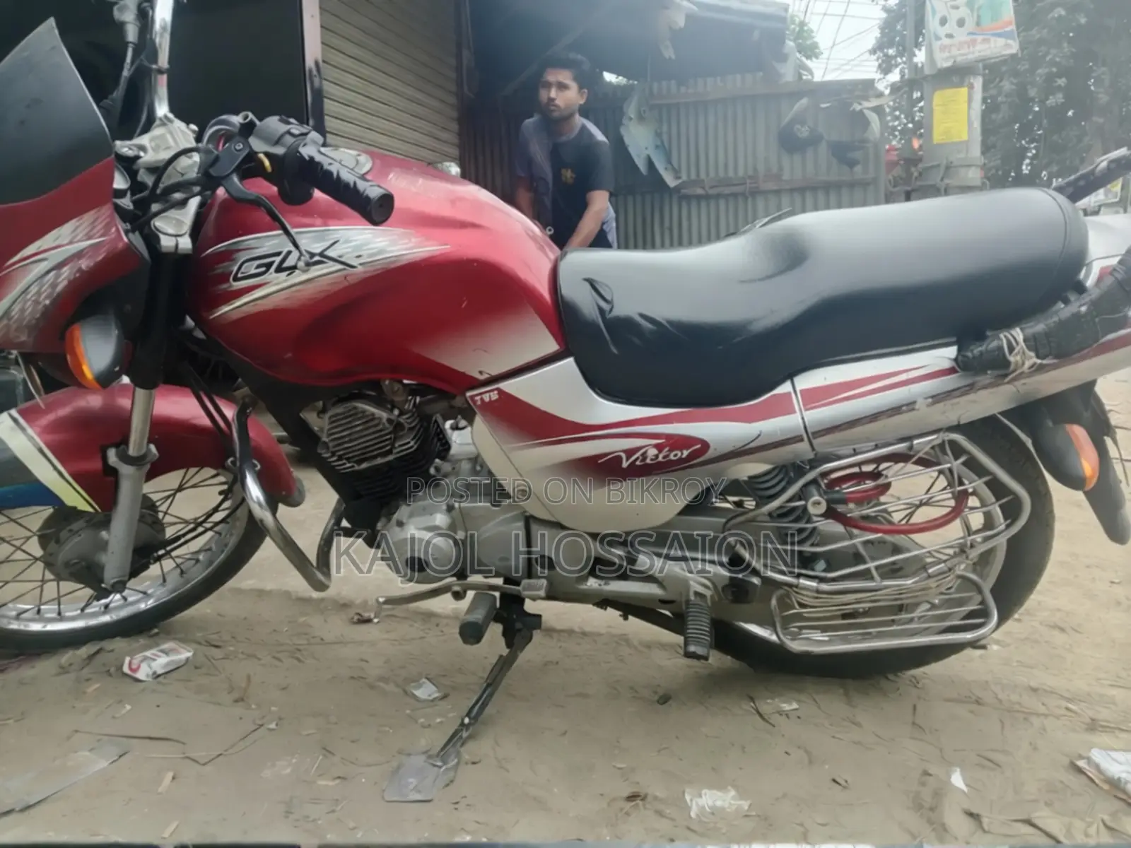 TVS HLX 125 2010 Red