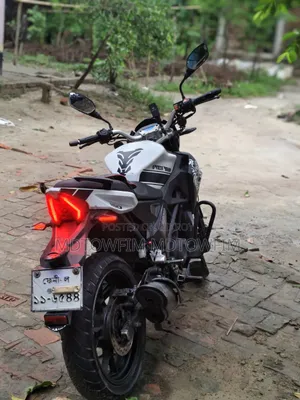 রোডমাস্টার ডিলাইট ২০১৯ হোয়াইট
