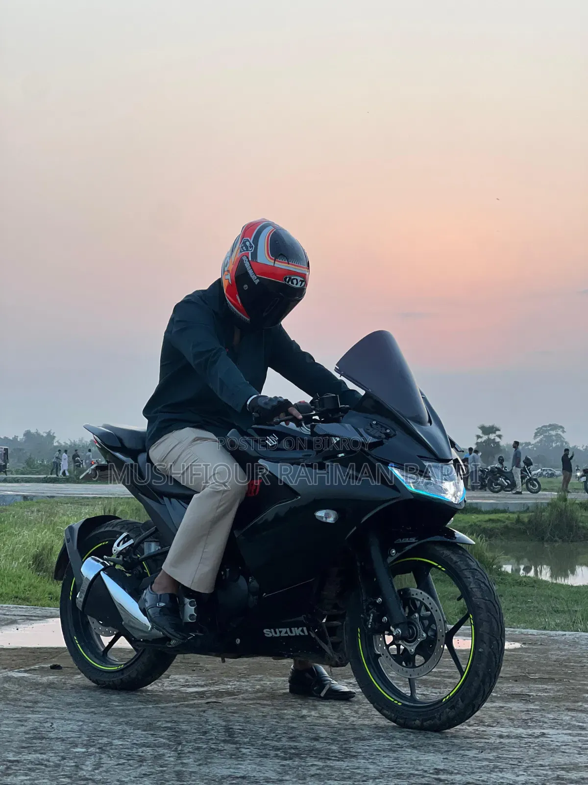 Suzuki Gixxer SF FI 2025 Black