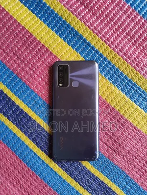 Vivo Y50 128 GB Blue