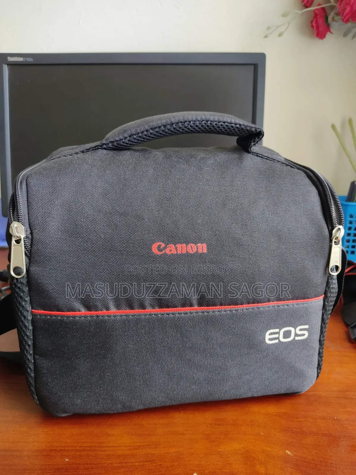 Canon Eos 2000d With 18-135mm Stm Master Lens