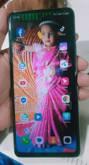 Tecno Spark 20 Pro 256 GB Gold