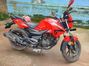 Hero Hunk 2023 Red