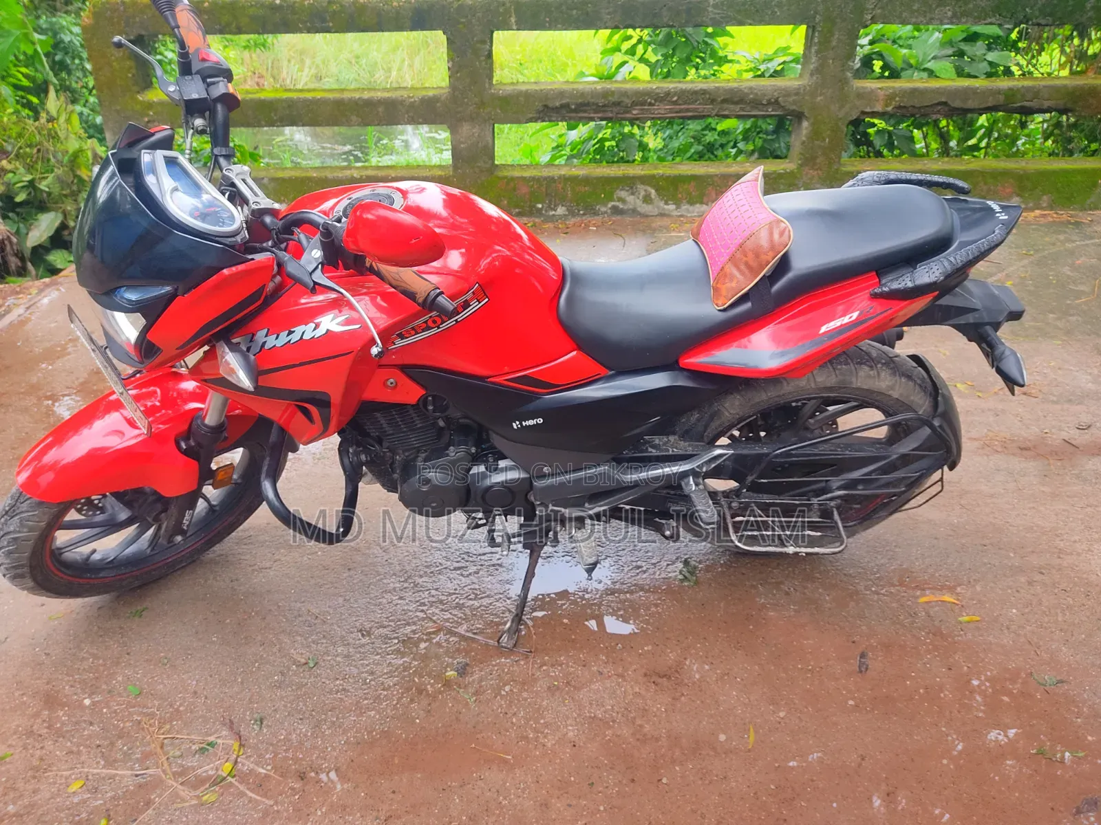 Hero Hunk 2023 Red