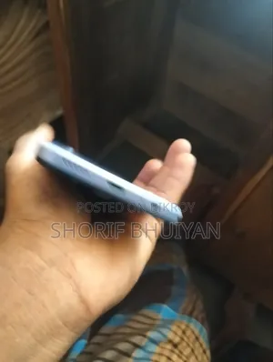 Vivo Y17 64 GB Blue