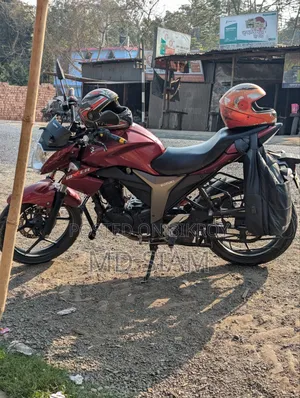 সুজুকি জিক্সার মনোটোন ২০২৩ রেড